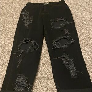 Distressed Black Jeans, ankle fit!